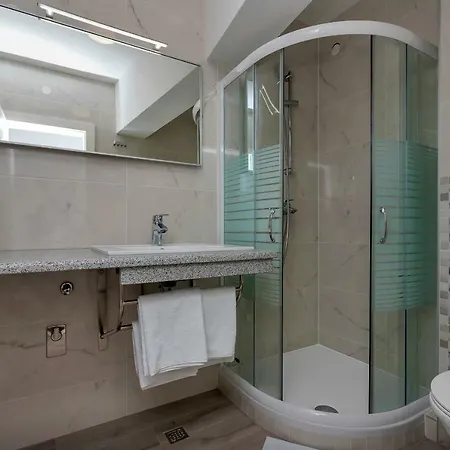 Daniela Apartman Podgora